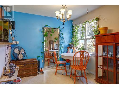 2890 Jarvis Street, Armstrong, BC - Indoor Photo Showing Dining Room