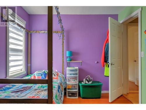 2890 Jarvis Street, Armstrong, BC - Indoor Photo Showing Bedroom