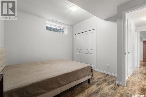 203 Zimmer Crescent, Saskatoon, SK - Indoor Photo Showing Bedroom