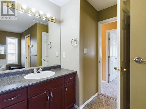 408 Caribou Street Unit# 101, Penticton, BC - Indoor Photo Showing Bathroom