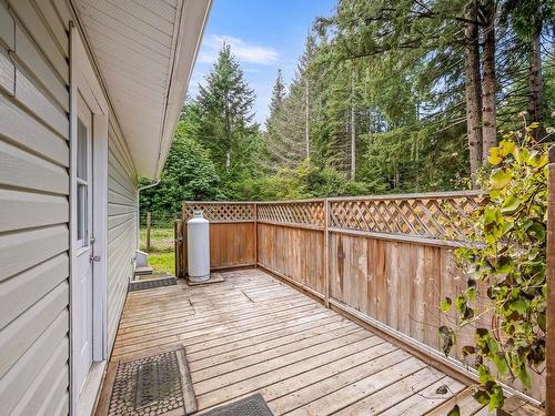 7821 Little Way, Fanny Bay, BC 