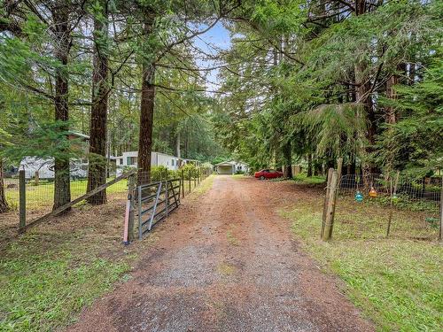 7821 Little Way, Fanny Bay, BC 