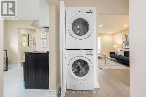 8 Bailey Crescent, Toronto (Woburn), ON - Indoor Photo Showing Laundry Room