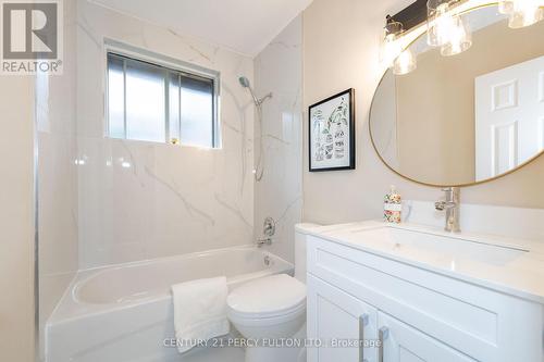 8 Bailey Crescent, Toronto (Woburn), ON - Indoor Photo Showing Bathroom