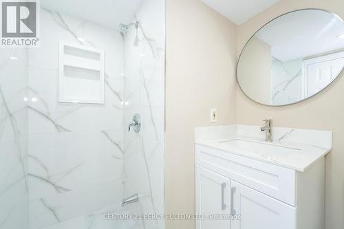 8 Bailey Crescent, Toronto (Woburn), ON - Indoor Photo Showing Bathroom