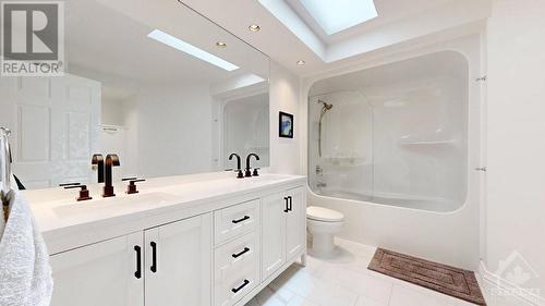 1853 Rideau Garden Drive, Ottawa, ON - Indoor Photo Showing Bathroom