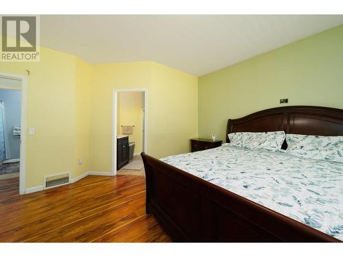 2066 Rosefield Drive, West Kelowna, BC - Indoor Photo Showing Bedroom