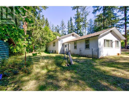 1561 70 Street Se, Salmon Arm, BC - Outdoor