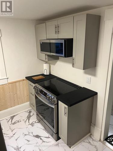 275 Albert Street, Belleville, ON - Indoor Photo Showing Kitchen