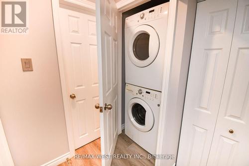 25 Meadowlark Road, Barrie (Cundles East), ON - Indoor Photo Showing Laundry Room