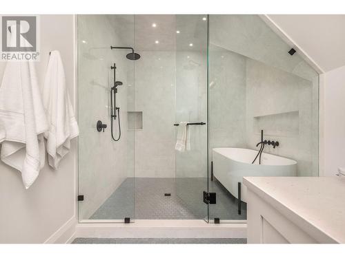 80 Kestrel Place Unit# 8, Vernon, BC - Indoor Photo Showing Bathroom