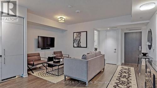 2306 - 188 Cumberland Street, Toronto, ON - Indoor