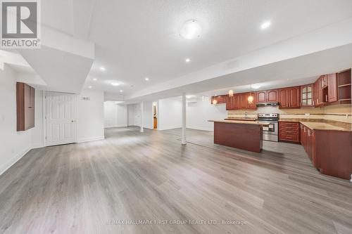 494 Rougewalk Drive, Pickering, ON - Indoor Photo Showing Kitchen