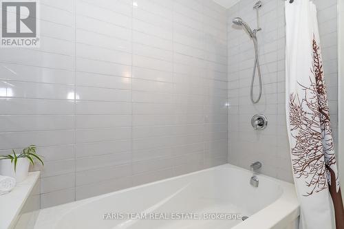 45 Betty Boulevard, Wasaga Beach, ON - Indoor Photo Showing Bathroom