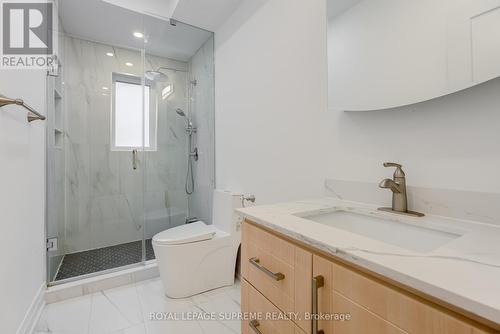 Main - 11 Earlscourt Avenue, Toronto, ON - Indoor Photo Showing Bathroom