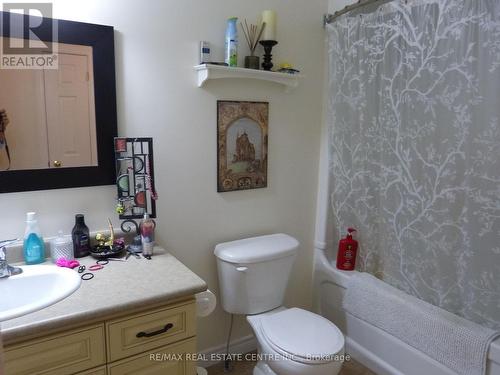 3 - 3530 Concession Road, Essex, ON - Indoor Photo Showing Bathroom