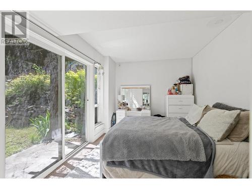 1806 Olympus Way, West Kelowna, BC - Indoor Photo Showing Bedroom