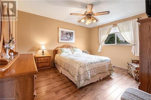 402 Mageau Street, West Nipissing (Sturgeon Falls), ON - Indoor Photo Showing Bedroom