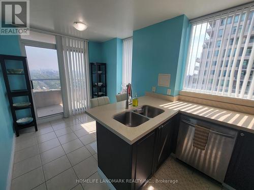 3508 - 23 Hollywood Avenue, Toronto (Willowdale East), ON - Indoor Photo Showing Kitchen With Double Sink