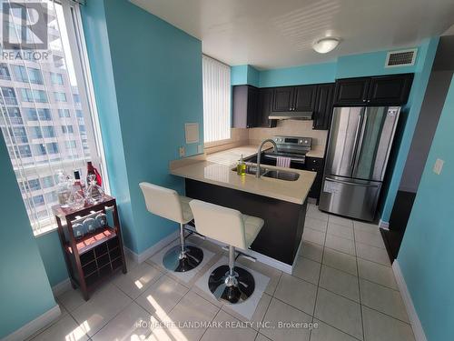 3508 - 23 Hollywood Avenue, Toronto (Willowdale East), ON - Indoor Photo Showing Kitchen With Stainless Steel Kitchen With Double Sink With Upgraded Kitchen