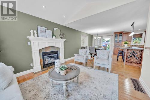 27 Boyce Court, Belleville, ON - Indoor Photo Showing Living Room With Fireplace