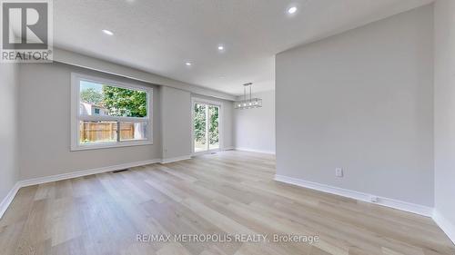 1424 Fieldlight Boulevard, Pickering, ON - Indoor Photo Showing Other Room