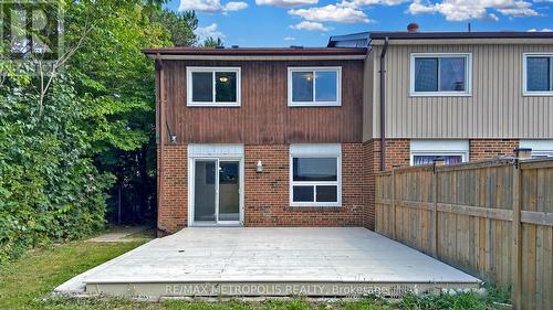 1424 Fieldlight Boulevard, Pickering, ON - Outdoor