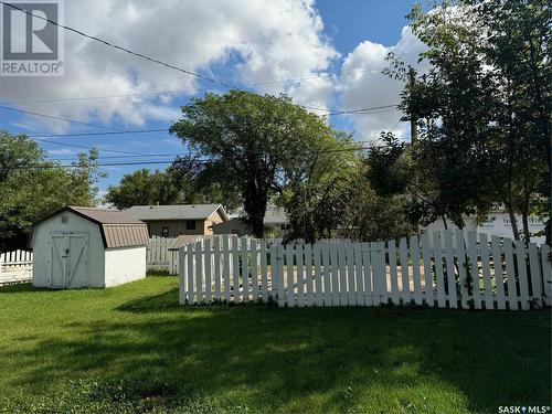 1672 97Th Street, North Battleford, SK - Outdoor