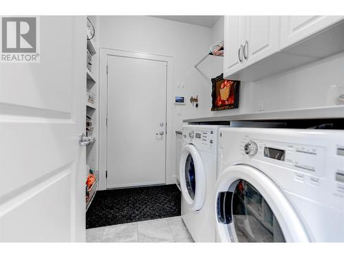 1960 Klo Road Unit# 73 Lot# 3, Kelowna, BC - Indoor Photo Showing Laundry Room