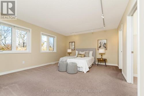 16 Guthrie Lane, Guelph/Eramosa (Rockwood), ON - Indoor Photo Showing Bedroom