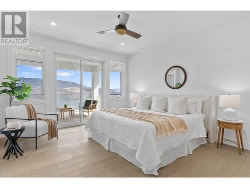 6046 Gerrie Road, Peachland, BC - Indoor Photo Showing Bedroom