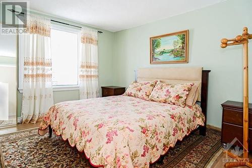 986 Laporte Street, Ottawa, ON - Indoor Photo Showing Bedroom