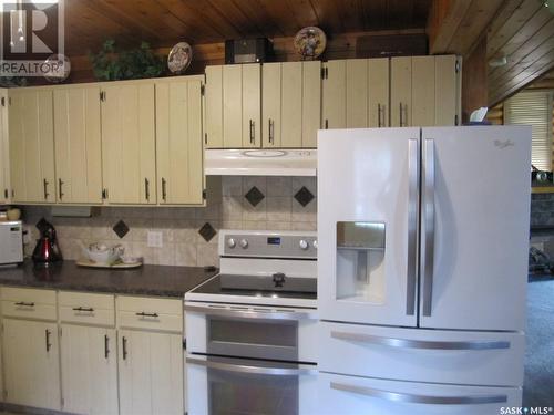 5001 Westview Crescent, Edam, SK - Indoor Photo Showing Kitchen