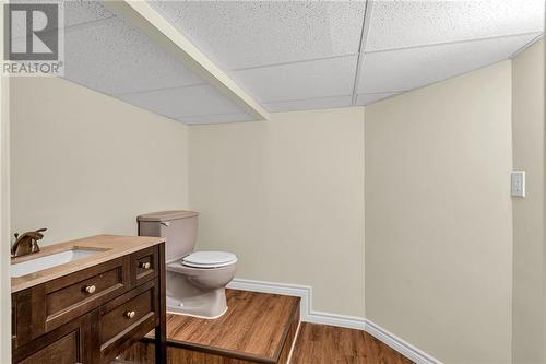 1601 Queen Street, Cornwall, ON - Indoor Photo Showing Bathroom