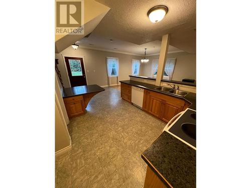 4004 3 Highway, Erickson, BC - Indoor Photo Showing Other Room