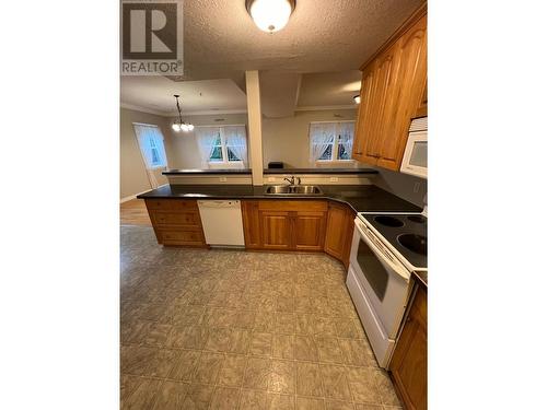 4004 3 Highway, Erickson, BC - Indoor Photo Showing Kitchen