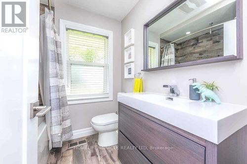 138 Cornwall Heights, Brampton (Brampton East), ON - Indoor Photo Showing Bathroom