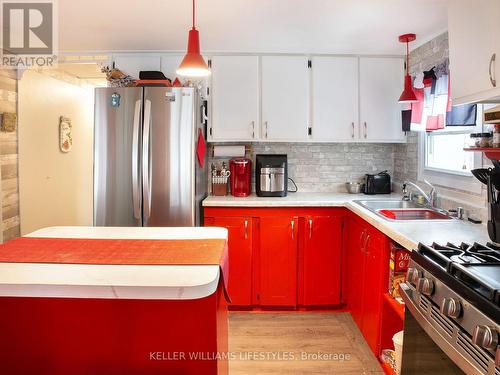 60 - 198 Springbank Drive, London, ON - Indoor Photo Showing Kitchen With Double Sink