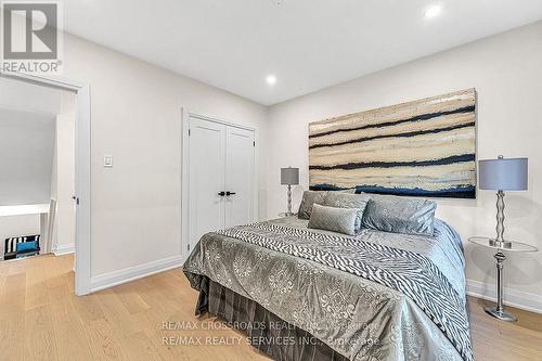 14 Slidell Crescent, Toronto (Parkwoods-Donalda), ON - Indoor Photo Showing Bedroom