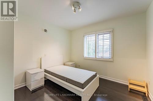 10 Cole Millway, Toronto, ON - Indoor Photo Showing Bedroom