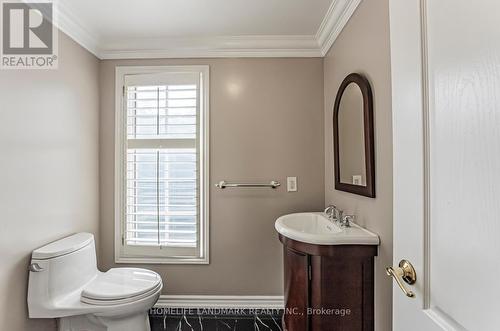 10 Cole Millway, Toronto (Bridle Path-Sunnybrook-York Mills), ON - Indoor Photo Showing Bathroom