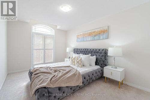 10 Frank Lane, Caledon, ON - Indoor Photo Showing Bedroom