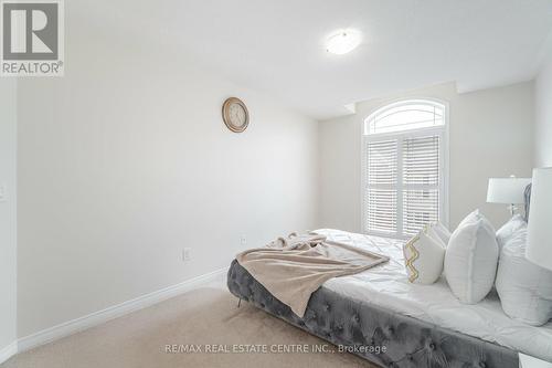 10 Frank Lane, Caledon, ON - Indoor Photo Showing Bedroom