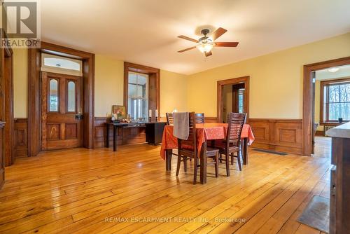 1172 Concession 8 Road W, Hamilton, ON - Indoor Photo Showing Dining Room