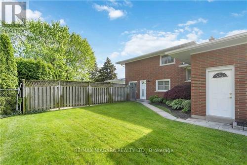 6950 Waterloo Drive, Niagara Falls, ON - Outdoor