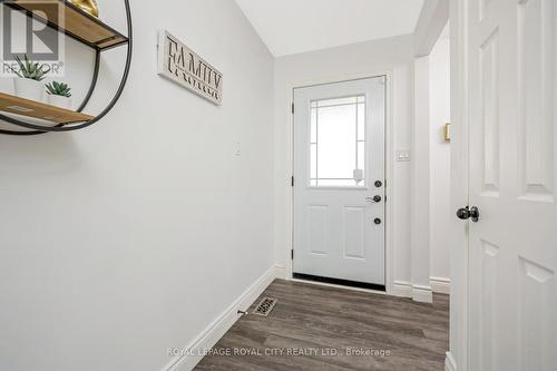 116 Gowan Street, Guelph/Eramosa (Rockwood), ON - Indoor Photo Showing Other Room