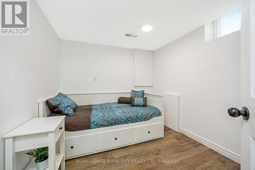 116 Gowan Street, Guelph/Eramosa (Rockwood), ON - Indoor Photo Showing Bedroom