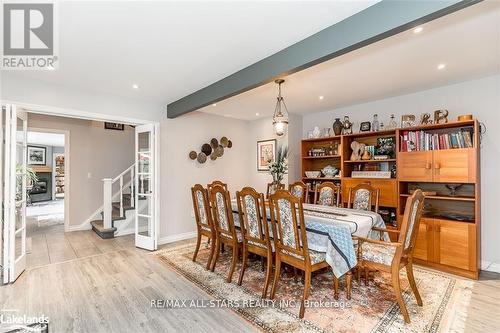 4945 Muskoka 117 Road, Lake Of Bays, ON - Indoor Photo Showing Dining Room