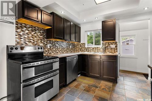 2028 Elphinstone Street, Regina, SK - Indoor Photo Showing Kitchen