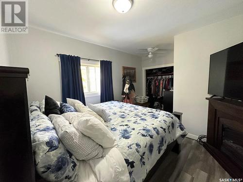 211 Churchill Street, Hudson Bay, SK - Indoor Photo Showing Bedroom